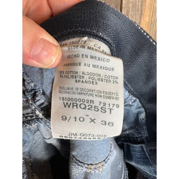 Wrangler Women's Q-Baby Ultimate Riding Jeans Size 9/10 x 36 Medium Wash - Picture 6 of 9